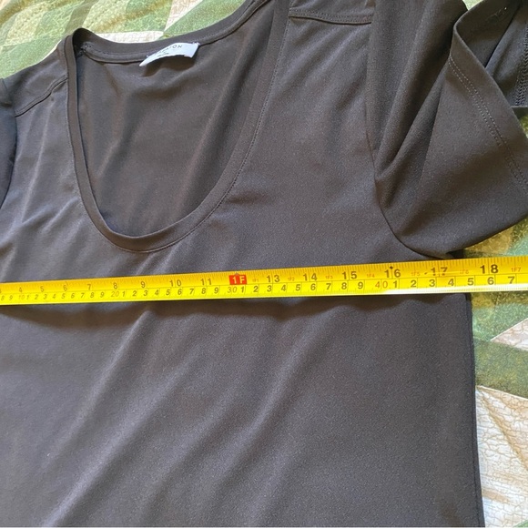 BABATON Scoop Neck Tops Size Med Black Stretch Office Career Lightweight‎ - Picture 8 of 9